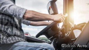 Condução Segura 360: Dicas e Orientações para Motoristas Responsáveis