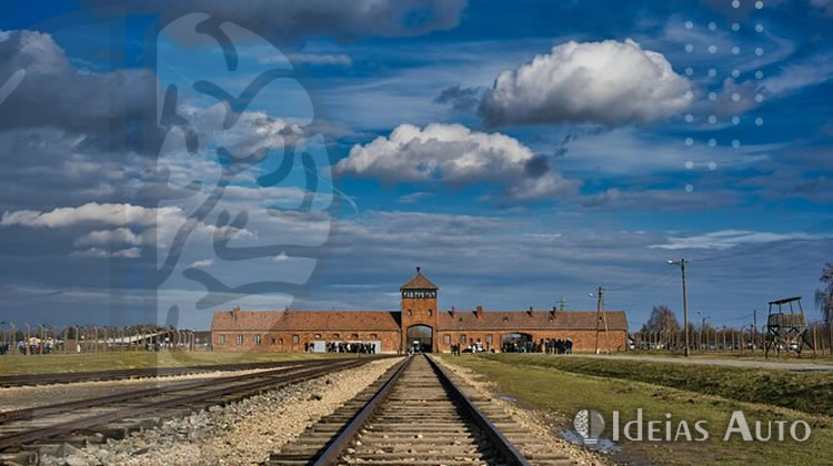 Caminhos da Memória: Auschwitz a Berlim